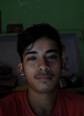 Mayank adakari, 19, India, Delhi
