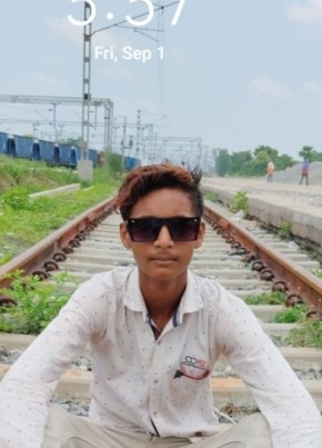 Me, 18, India, Nabīnagar