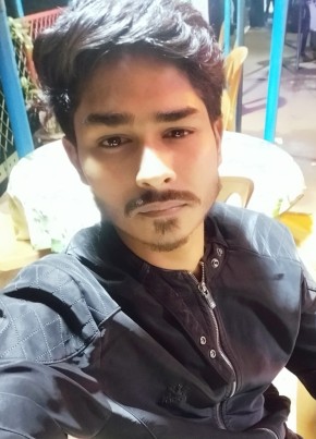 Rajj, 20, Bangladesh, Tungi