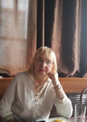 Елена, 63, Россия, Елизово
