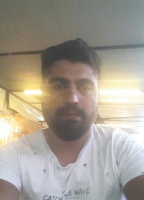 Yavuz, 32, Türkiye Cumhuriyeti, Milas
