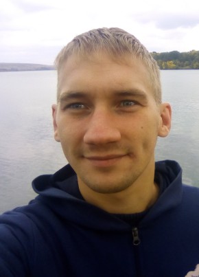 Илья, 30, Україна, Зугрес