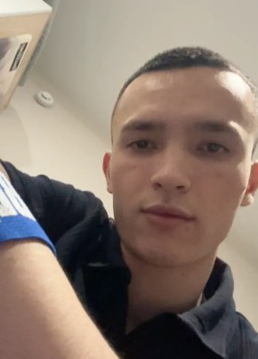 Савелий из Елабуги 18 лет