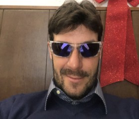 Massimiliano, 53, Livorno