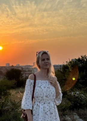 Весна из Севастополи 42 года