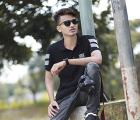 Rohan, 23, Banapur
