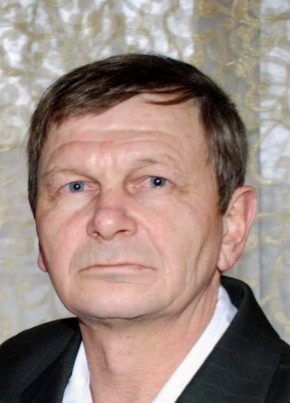 Геннадий из Киева 68 лет