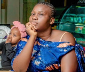 Angelina jolie, 26, Kinshasa