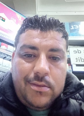 Amin, 29, People’s Democratic Republic of Algeria, Tipasa