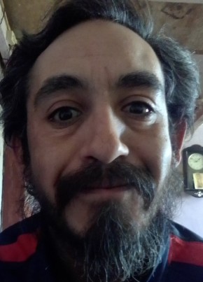Hugo Gonzales, 36, República Argentina, Ciudad de La Santísima Trinidad y Puerto de Santa María del Buen Ayre