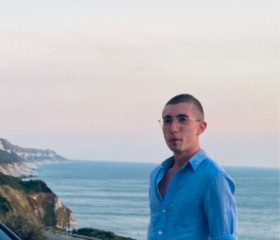 Dan, 22 года, Paris