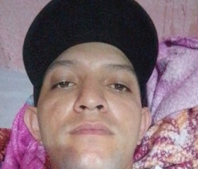 Rey, 29, La Victoria
