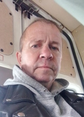Александр из Воскресенска 48 лет