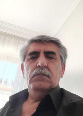 Halil Öztürk, 44, Türkiye Cumhuriyeti, İstanbul