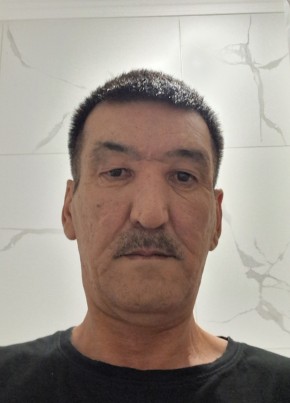Баур из Астаны 54 года
