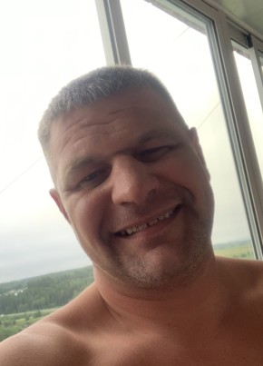 Павел из Нижней Туры 39 лет