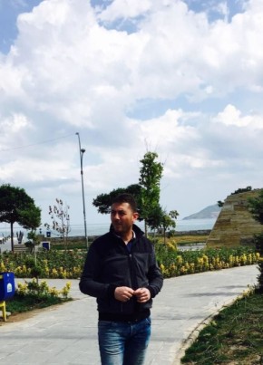 Erdal, 39, Türkiye Cumhuriyeti, Bitlis