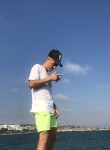 Anton, 26, Moscow