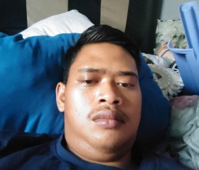 Him, 18, Shah Alam