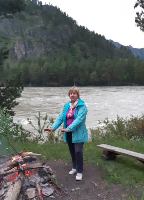 Валентина, 63, Россия, Бийск