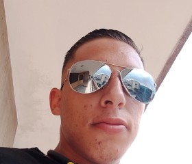 Yahir, 22, Los Teques