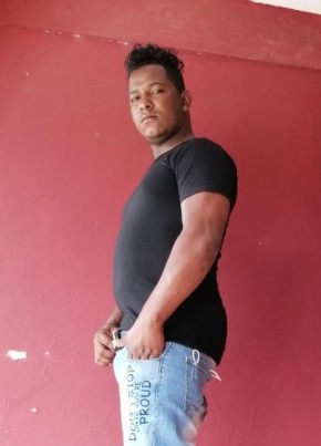 Esteban, 20, República de Santo Domingo, Villa Francisca