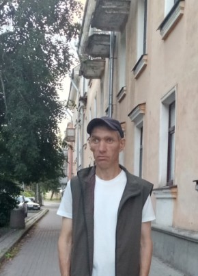 Александр из Пскова 44 года