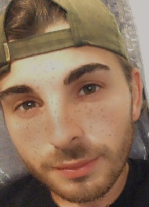 charles, 24, France, Le Havre