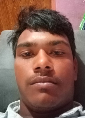 Rahul Jadav, 23, India, Surat