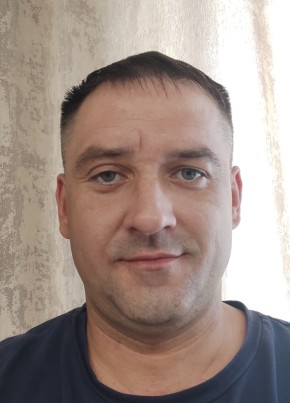 Денис из Иркутска 43 года