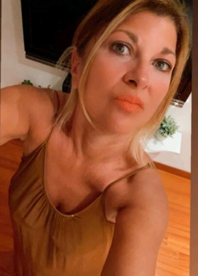 Laura, 42, République Française, Morlaix