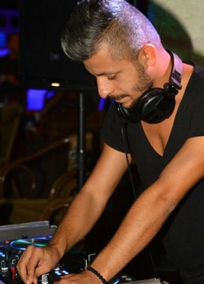 DJ Erdal Bilen, 35, Türkiye Cumhuriyeti, Muratpaşa