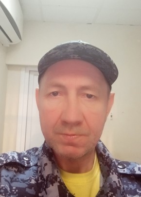 Андрей из Сарапула 51 год
