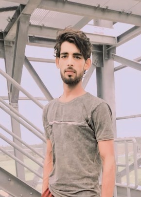 Danish, 23, India, Delhi