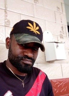 Mokase Jonas , 37, Republic of Cameroon, Douala