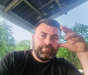 Vardan Alunc, 41, Yerevan