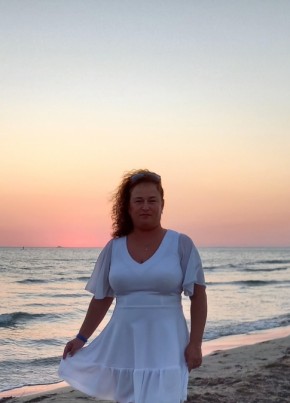 Елена, 44, Россия, Богданович