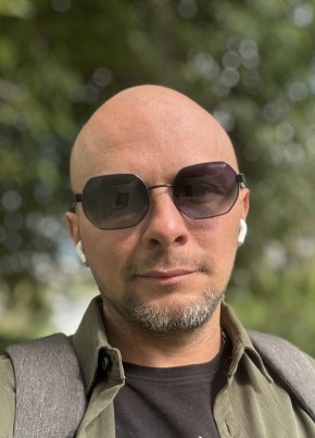 Руслан из Пскова 40 лет