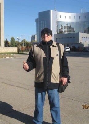 Владимир, 68, Россия, Балаково