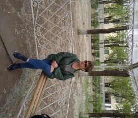 Оксана, 47 лет, Екатеринбург