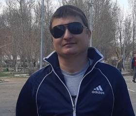 Василий, 37 лет, Саратов