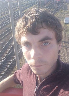 Макс, 28, Россия, Ухолово