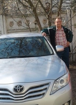 Владимир, 62, Россия, Глубокий