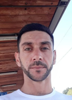 Miro, 34, République Française, Meaux