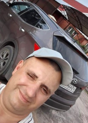 Михаил, 42, Россия, Усть-Донецкий