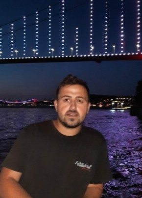 Osman Eren, 23, Türkiye Cumhuriyeti, İstanbul