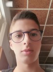 Micael, 18  , Coruche