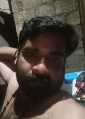 Nikhil Krishna, 38, India, Palakkad