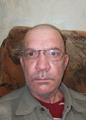 Михаил из Апатиты 52 года