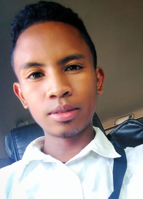Angus, 25, République de Madagascar, Antananarivo